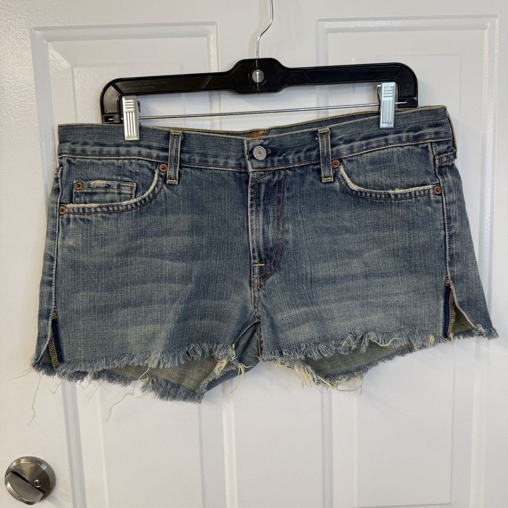 7 For All Mankind Denim Med Wash Distressed Frayed Cut Off Shorts Sz 32 Made USA